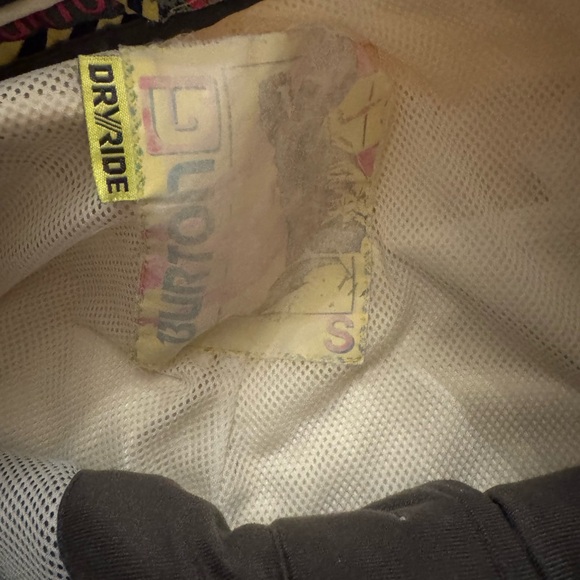 Burton white  Striped ski or snowboard Pants size S wine in great condition - Picture 4 of 9